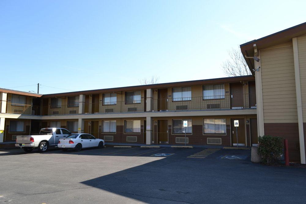 Days Inn Spokane Exterior foto